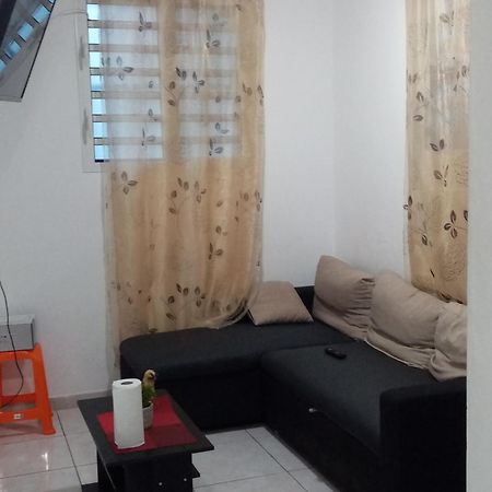 Le T2 Tranquille Apartment Куру Екстериор снимка
