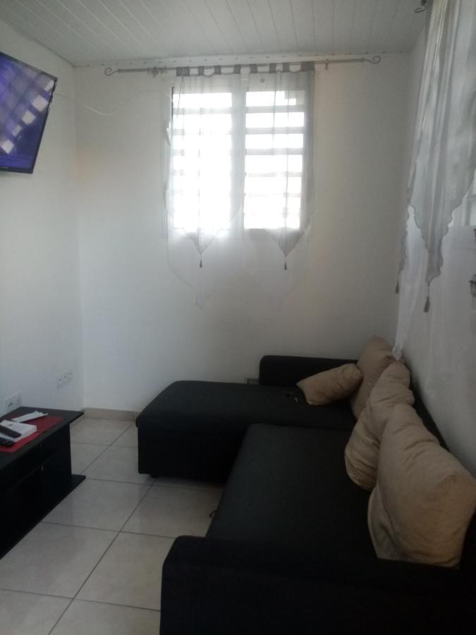 Le T2 Tranquille Apartment Куру Екстериор снимка