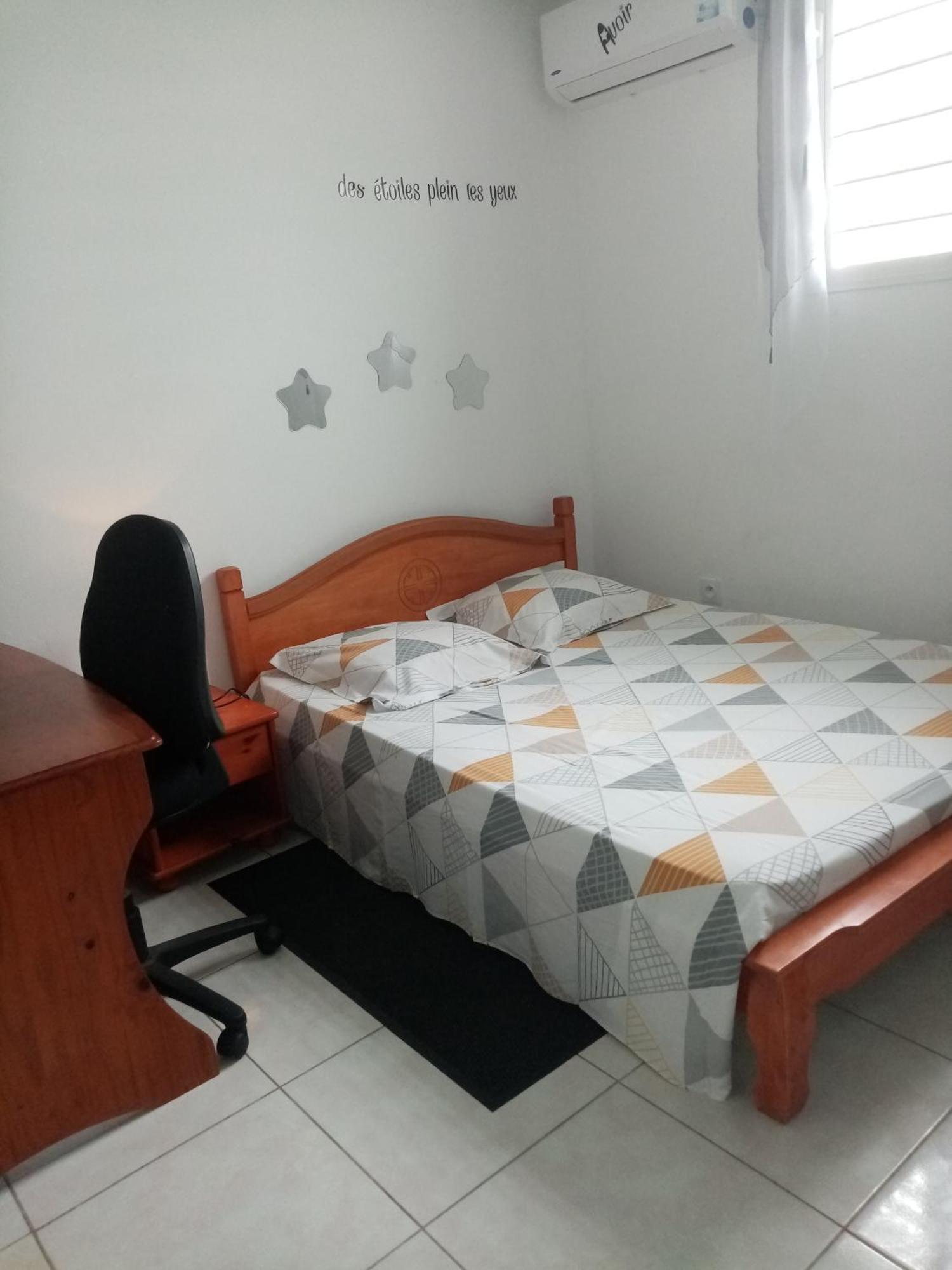 Le T2 Tranquille Apartment Куру Екстериор снимка